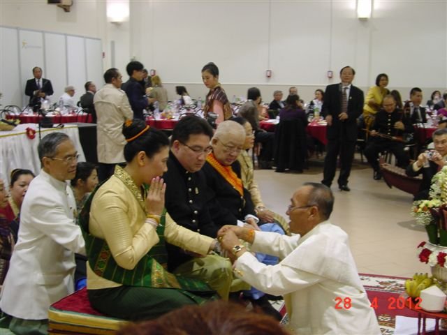 baciluang280412 (22).jpg